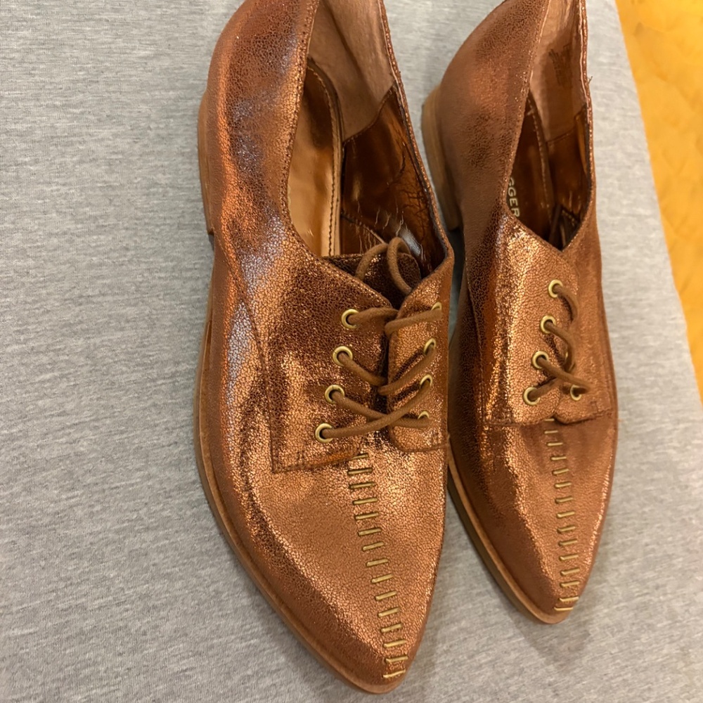 Kelsi Dagger Shoes - Picture 5 of 10